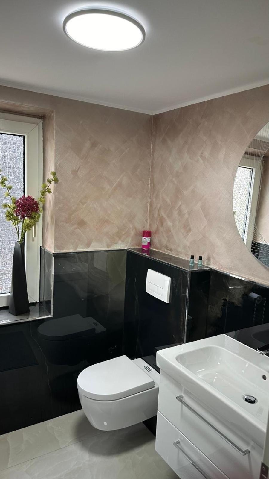 Ferienwohnung Spa Delluxe Essen Ngoại thất bức ảnh