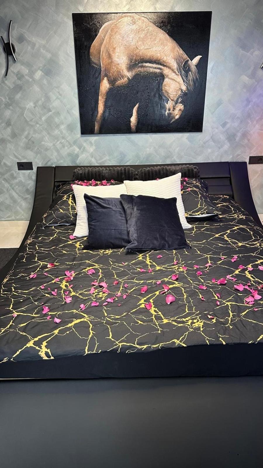 Ferienwohnung Spa Delluxe Essen Ngoại thất bức ảnh