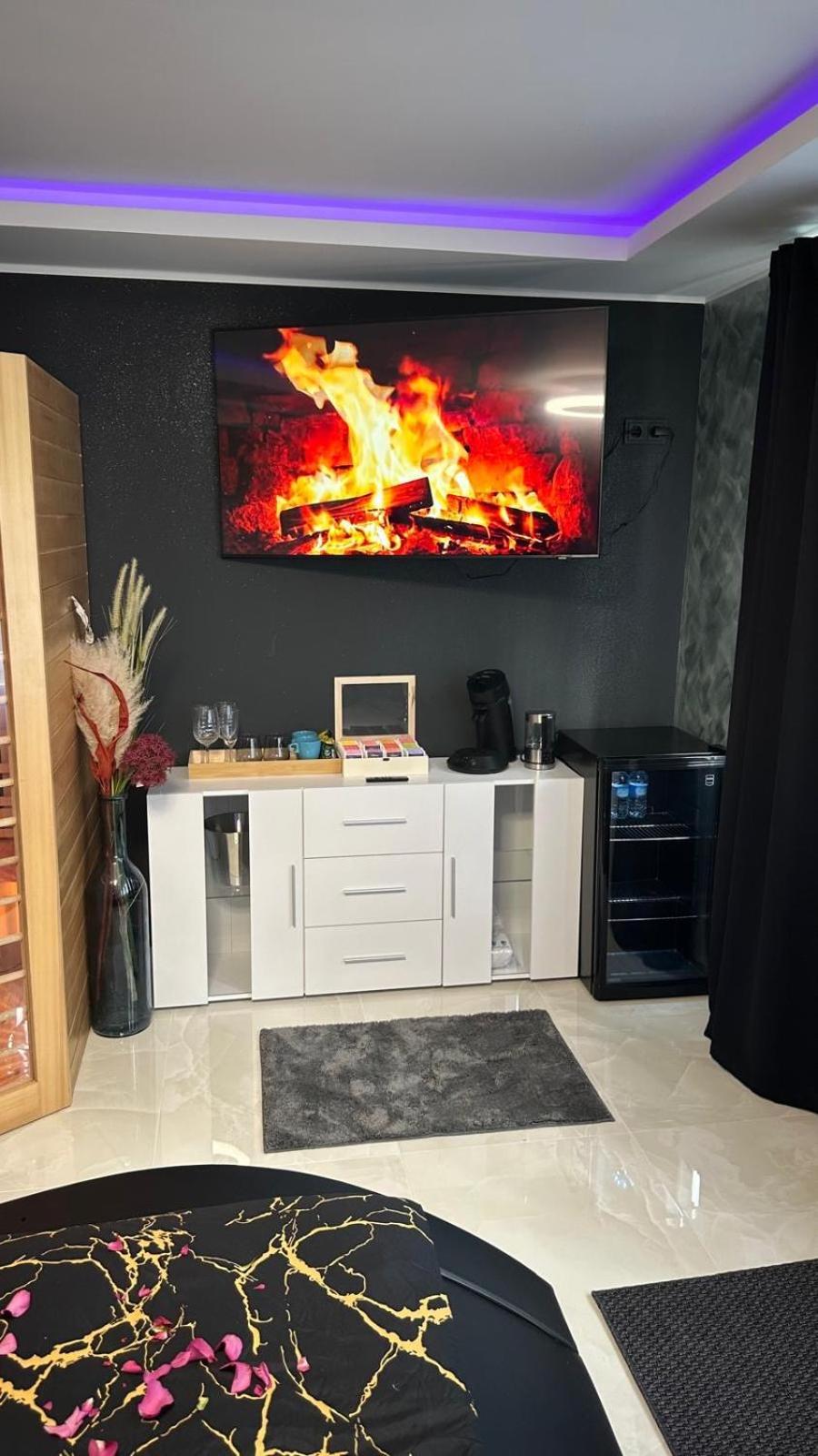 Ferienwohnung Spa Delluxe Essen Ngoại thất bức ảnh